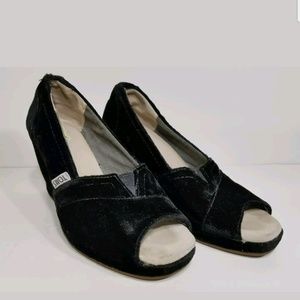 TOMS Velvet Peep Toe Wegdes